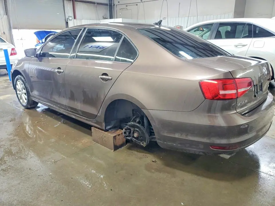 2015 VOLKSWAGEN JETTA SE  