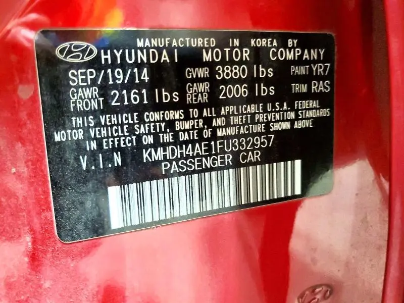 2015 HYUNDAI ELANTRA SE  