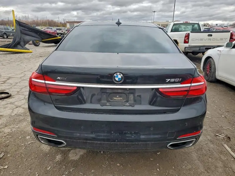 2016 BMW 750 XI  