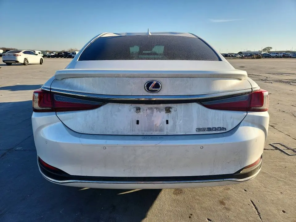 2022 LEXUS ES 300H ULTRA LUXURY  