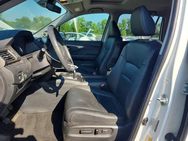2022 HONDA PILOT SE  
