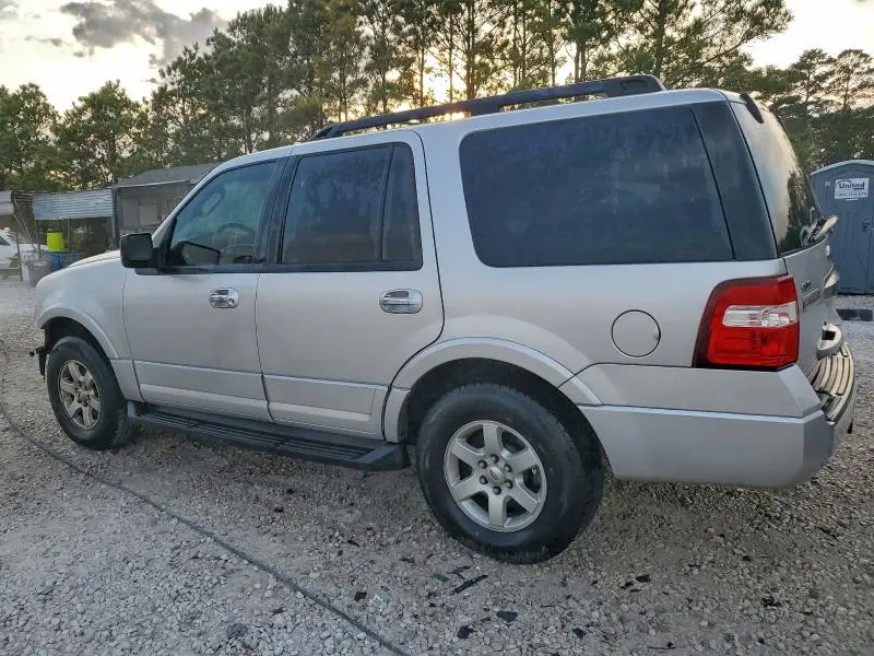 2010 FORD EXPEDITION XLT  