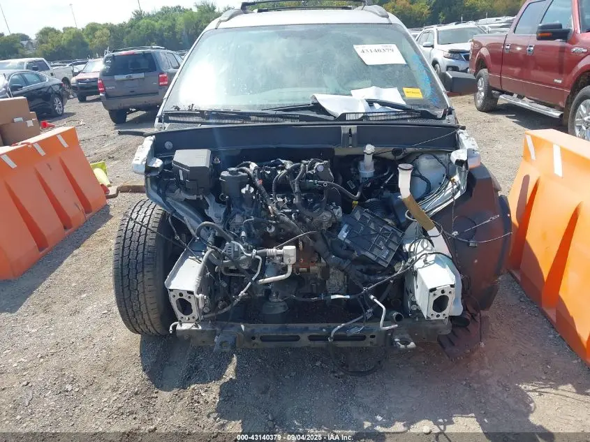 2016 CHEVROLET TRAVERSE LS