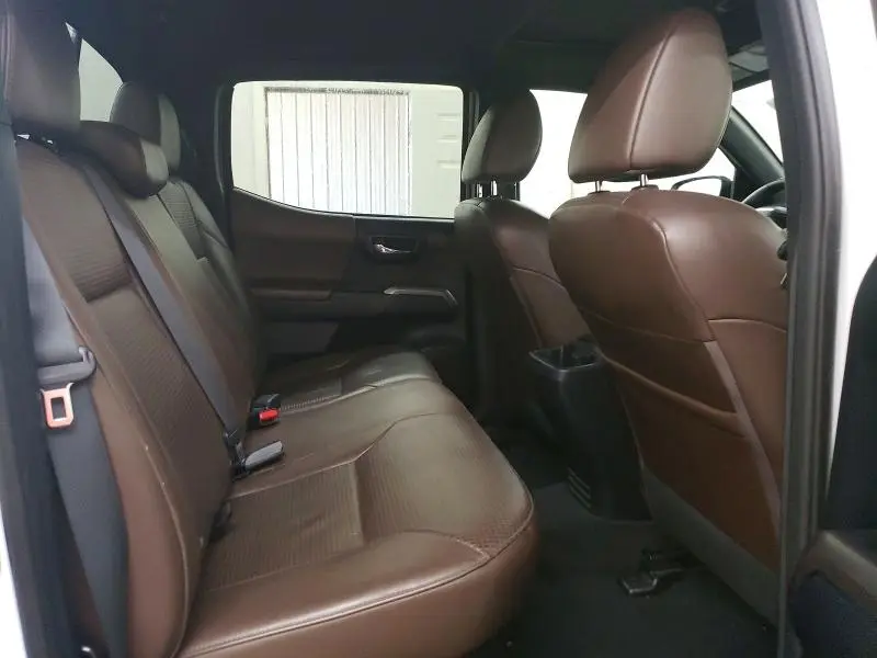 2017 TOYOTA TACOMA LIMITED  
