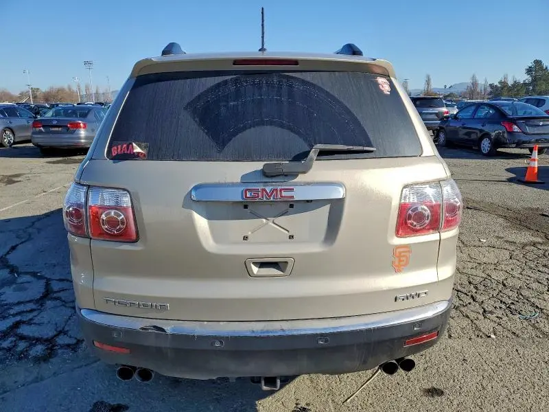 2011 GMC ACADIA SLT-2  