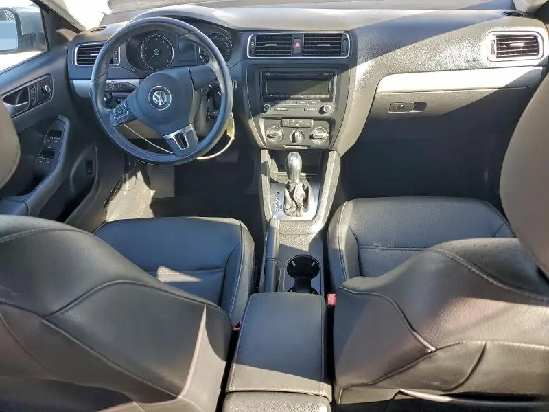 2014 VOLKSWAGEN JETTA SE  