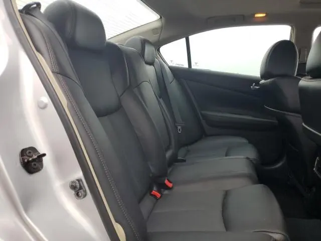 2010 NISSAN MAXIMA S  