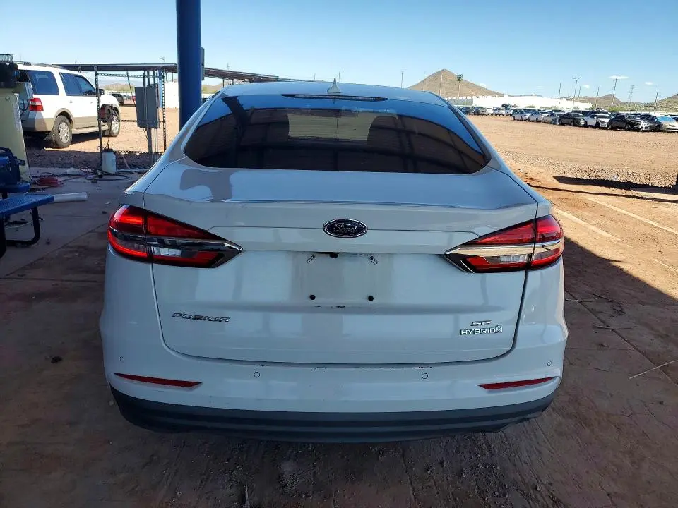 2019 FORD FUSION SE  