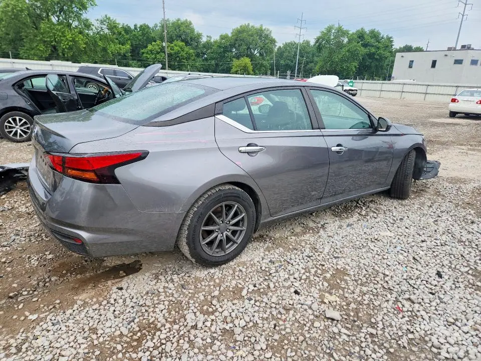 2022 NISSAN ALTIMA S  