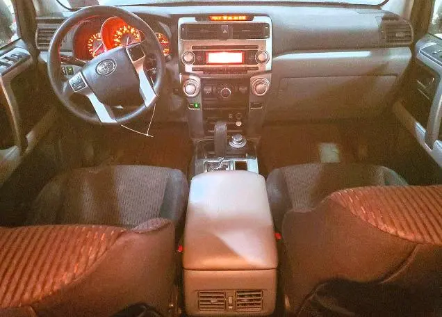 2013 TOYOTA 4RUNNER SR5  