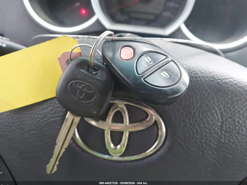 2010 TOYOTA TACOMA BASE V6