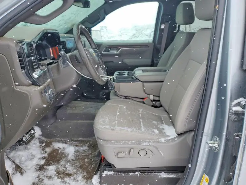 2024 CHEVROLET SILVERADO K1500 LT  