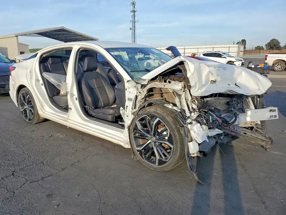 2023 NISSAN ALTIMA 2.5 SR  
