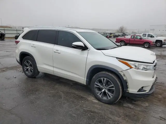 2016 TOYOTA HIGHLANDER XLE  