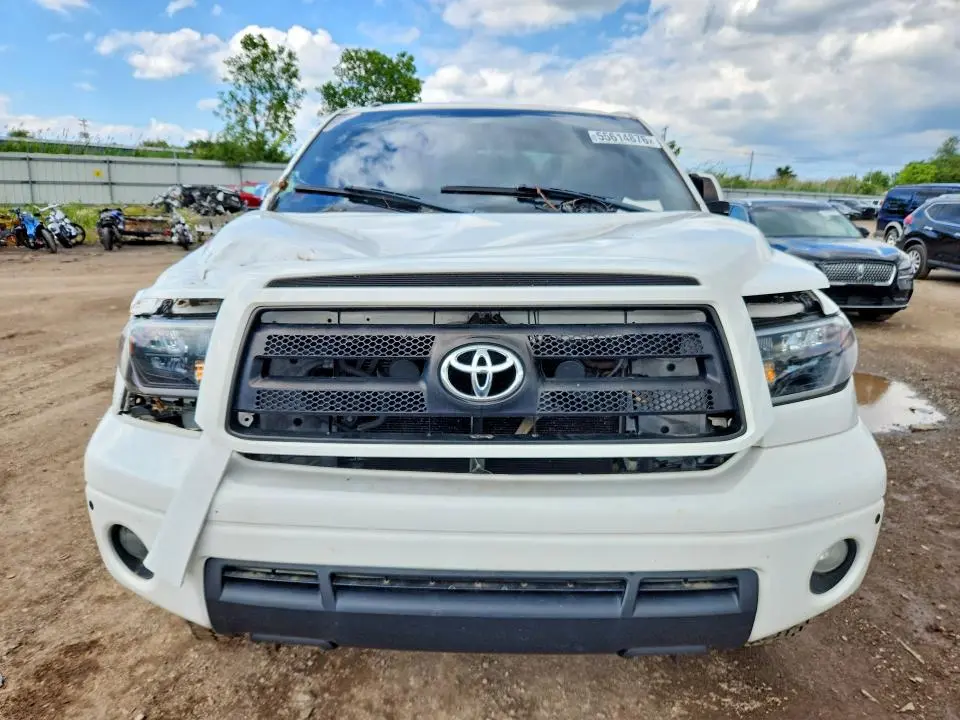 2011 TOYOTA TUNDRA CREWMAX LIMITED  
