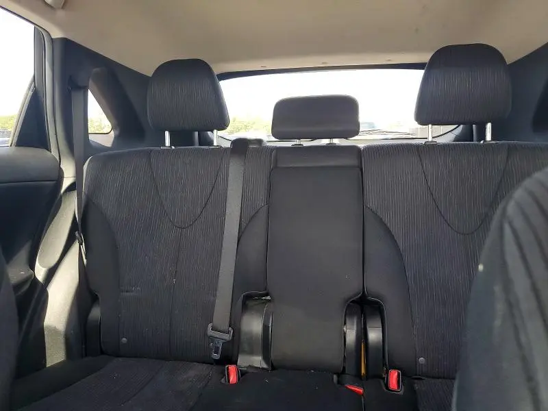 2013 TOYOTA VENZA LE  