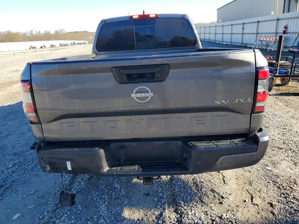 2024 NISSAN FRONTIER SV  