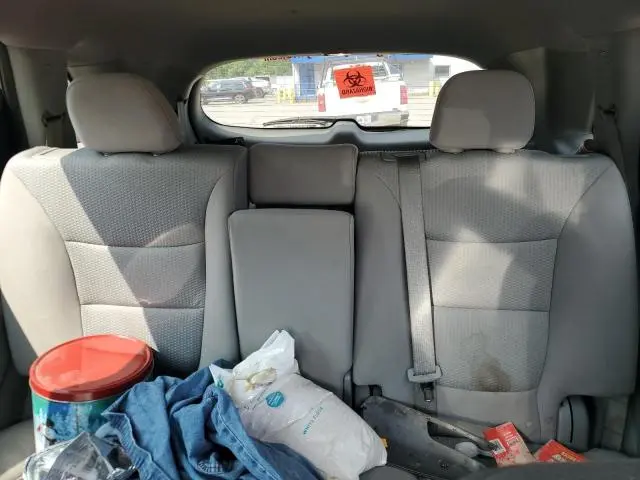 2012 KIA SORENTO BASE  
