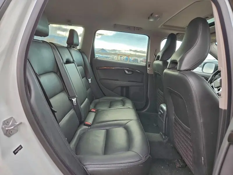 2016 VOLVO XC70 T5 CLASSIC PLATINUM  