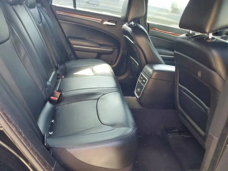 2014 CHRYSLER 300   