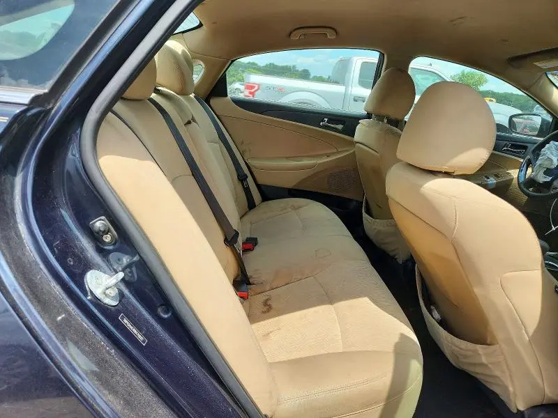 2011 HYUNDAI SONATA GLS  