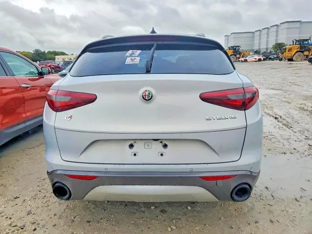 2022 ALFA ROMEO STELVIO TI  