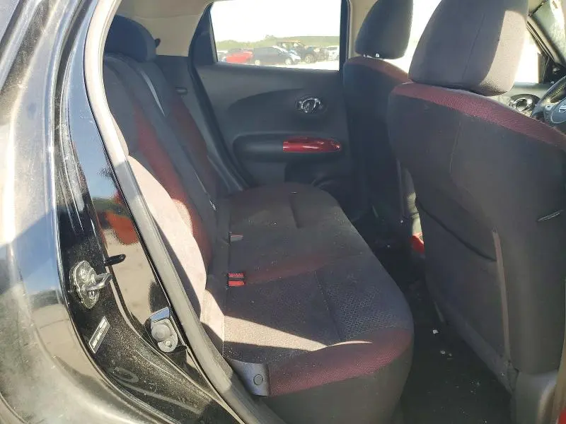 2012 NISSAN JUKE S  