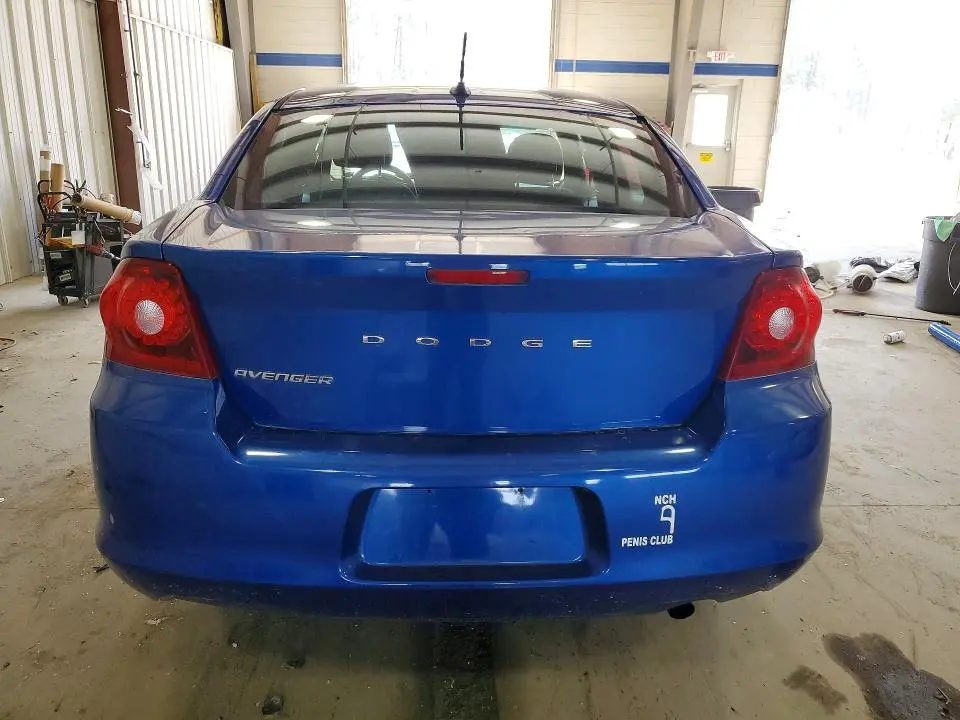 2013 DODGE AVENGER SE  