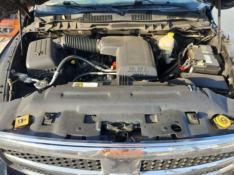 2016 RAM 1500 SLT  