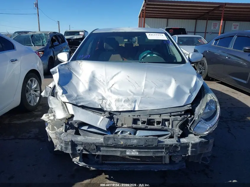 2013 HYUNDAI ACCENT GLS