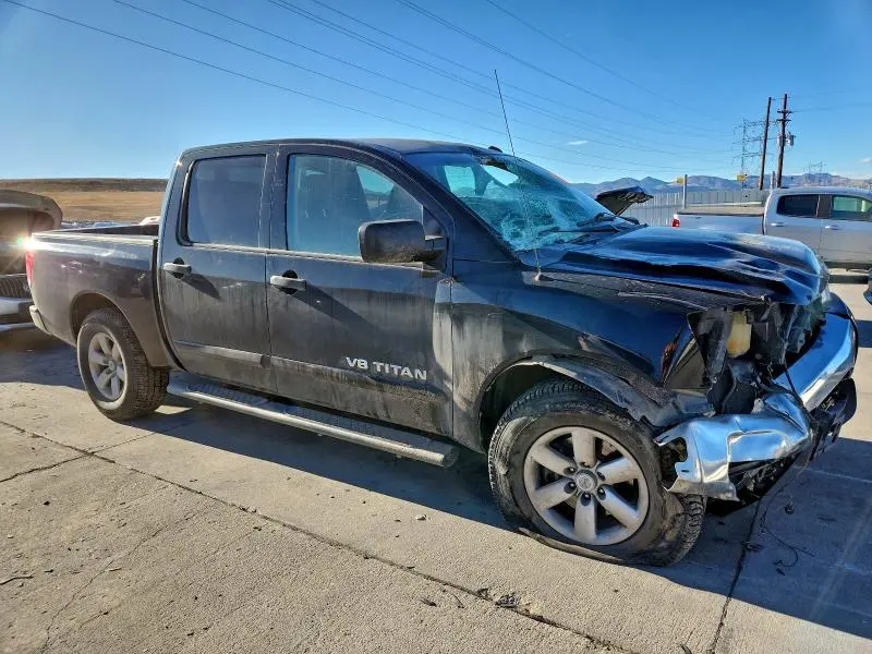 2013 NISSAN TITAN S  