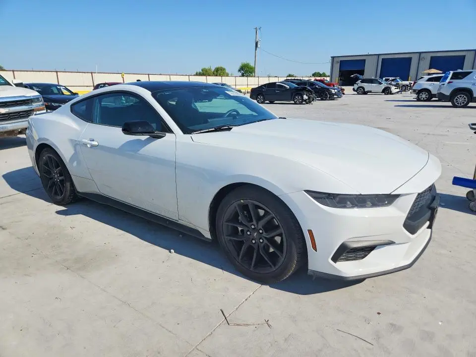2025 FORD MUSTANG   