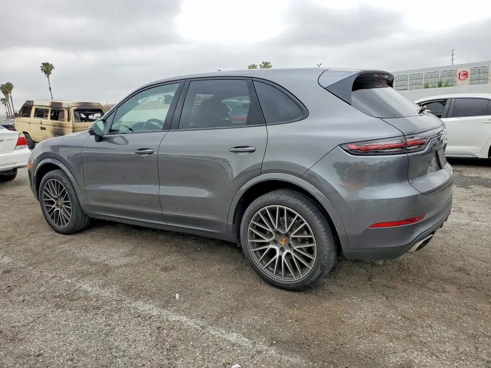 2020 PORSCHE CAYENNE   