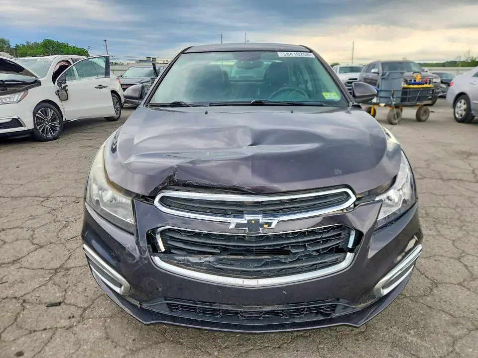 2015 CHEVROLET CRUZE LT  