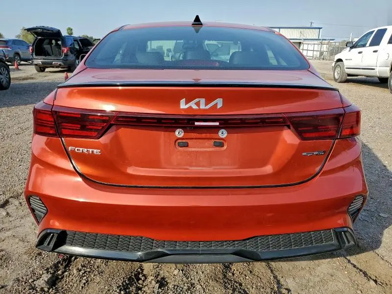 2023 KIA FORTE GT LINE  