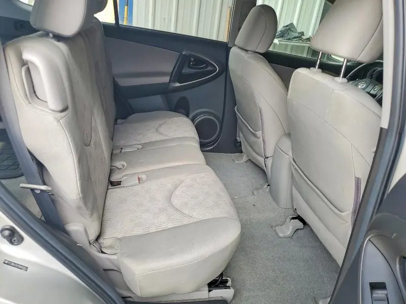 2011 TOYOTA RAV4 BASE  