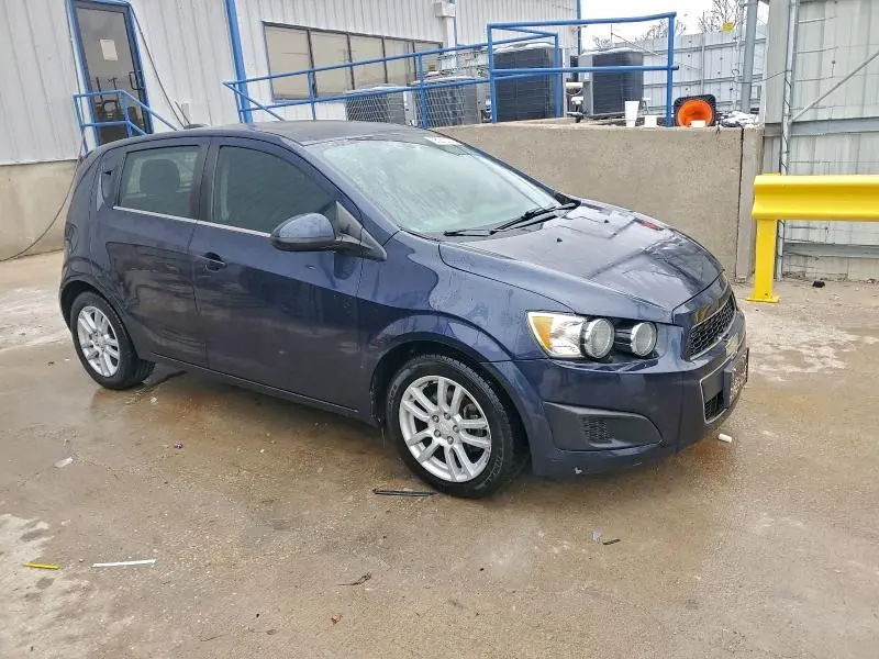 2016 CHEVROLET SONIC LT  