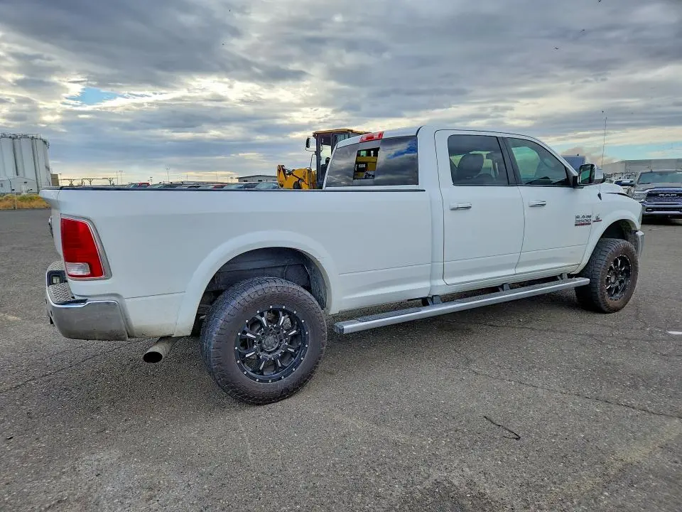 2014 RAM 3500 LARAMIE  