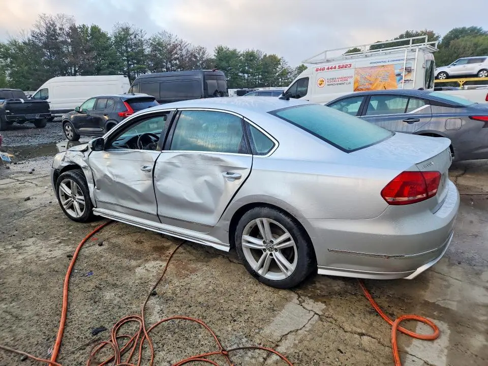 2015 VOLKSWAGEN PASSAT SEL  