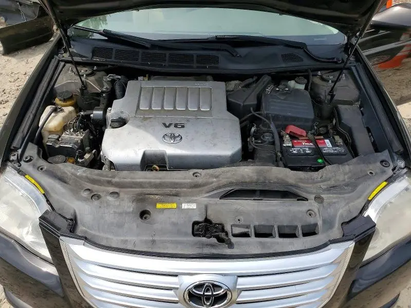 2010 TOYOTA AVALON LIMITED  