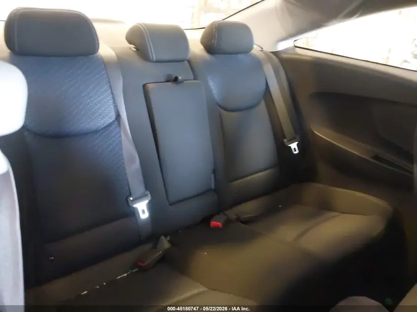 2013 HYUNDAI ELANTRA GS