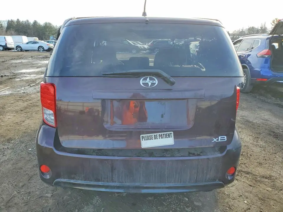 2013 SCION XB BASE  
