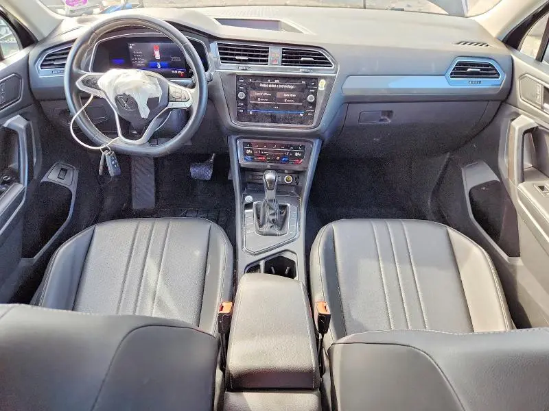 2022 VOLKSWAGEN TIGUAN SE  