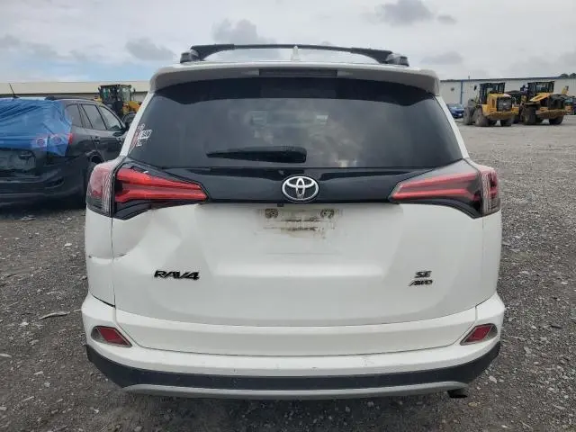 2016 TOYOTA RAV4 SE  