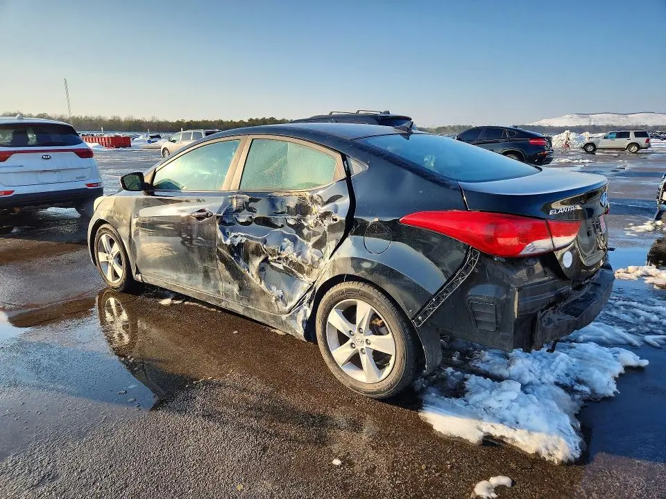 2011 HYUNDAI ELANTRA GLS  