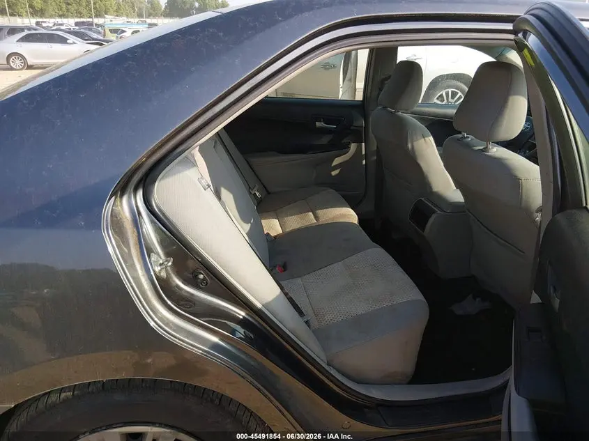 2013 TOYOTA CAMRY LE