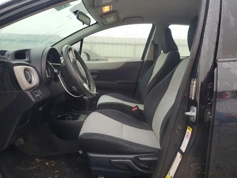 2012 TOYOTA YARIS 5-DOOR LE  