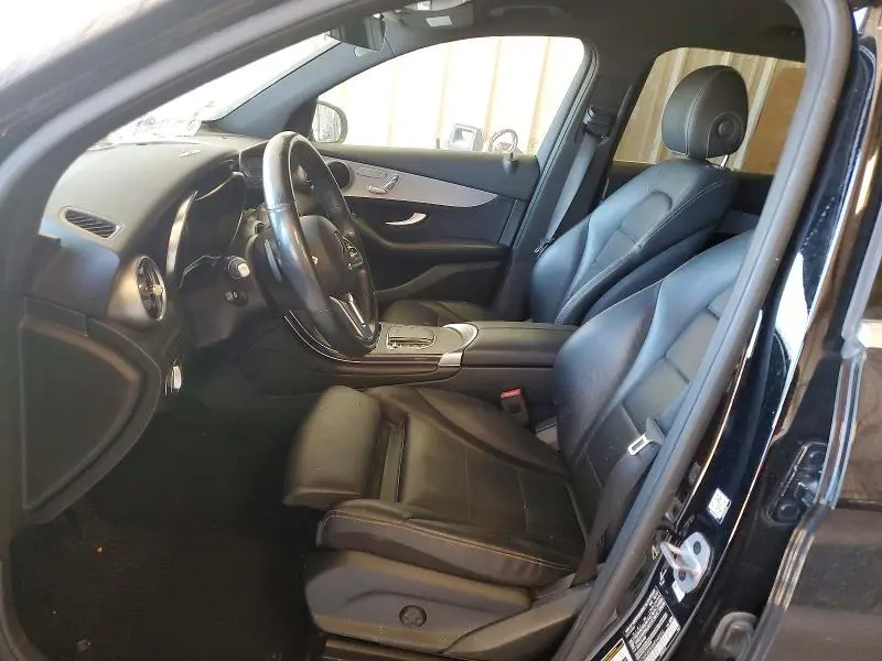 2021 MERCEDES-BENZ GLC 300 4MATIC  
