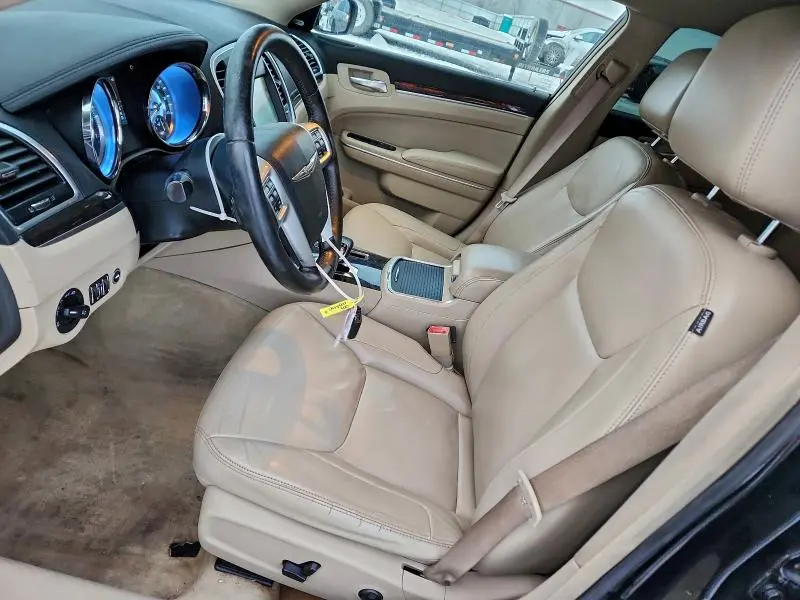 2012 CHRYSLER 300 LIMITED  