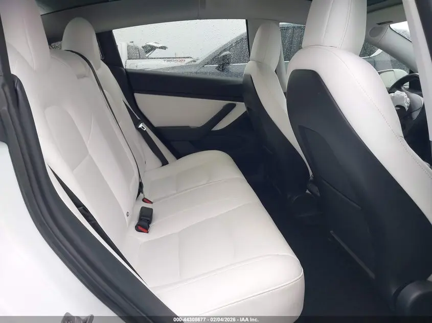 2018 TESLA MODEL 3 LONG RANGE/MID RANGE